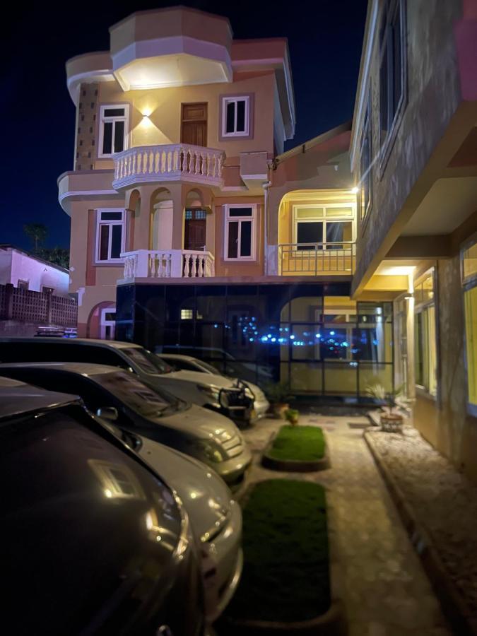 Moments Park Motel Dar es Salaam Ngoại thất bức ảnh