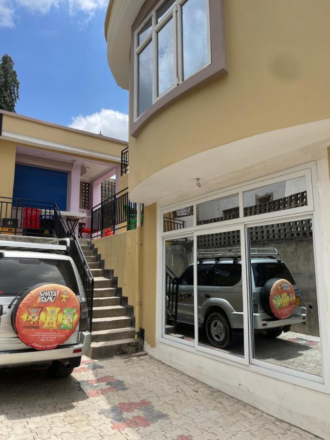 Moments Park Motel Dar es Salaam Ngoại thất bức ảnh